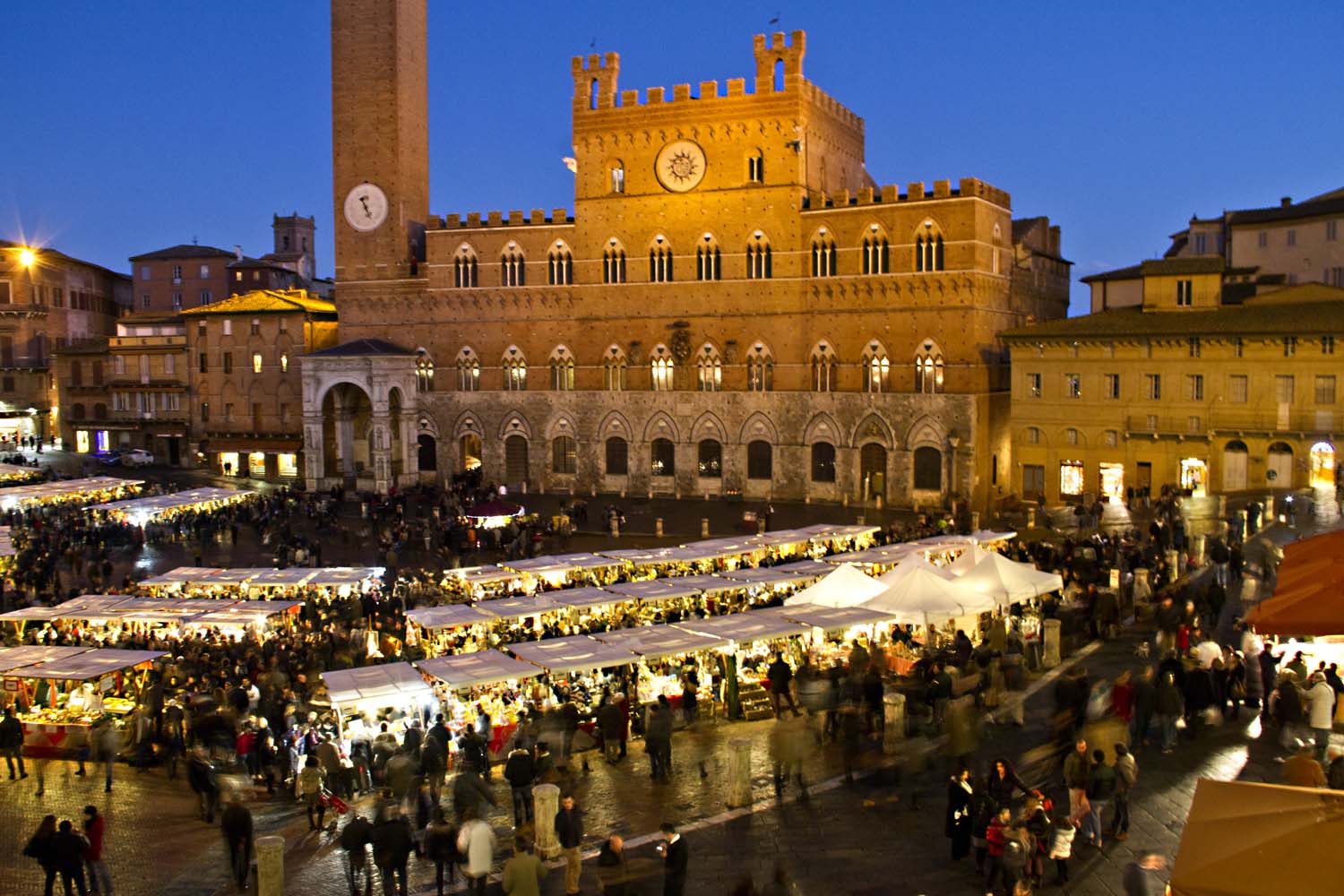 Il Mercato nel Campo : Siena